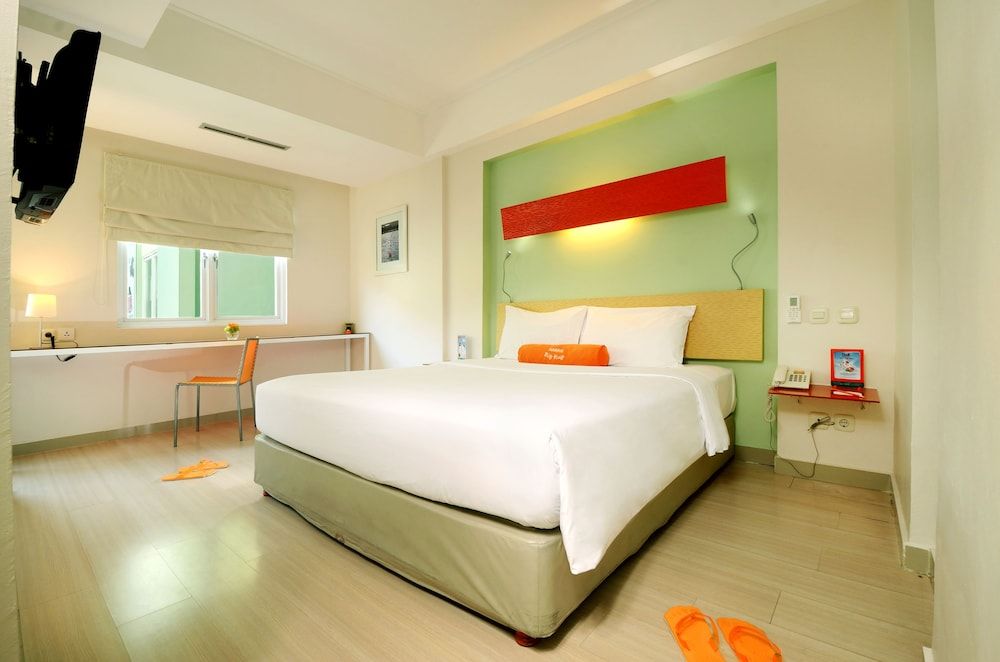Room, 2 Bedrooms (HARRIS Residences)