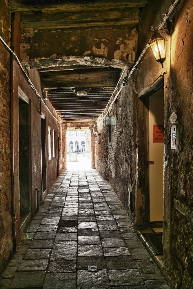 undefined Lion Morosini Palace 8