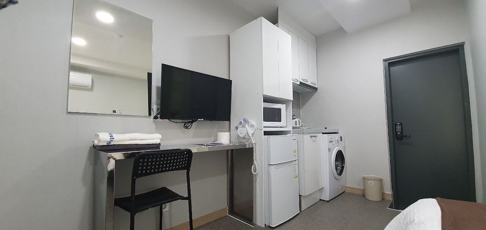 Stella Hostel Business Twin Room 3