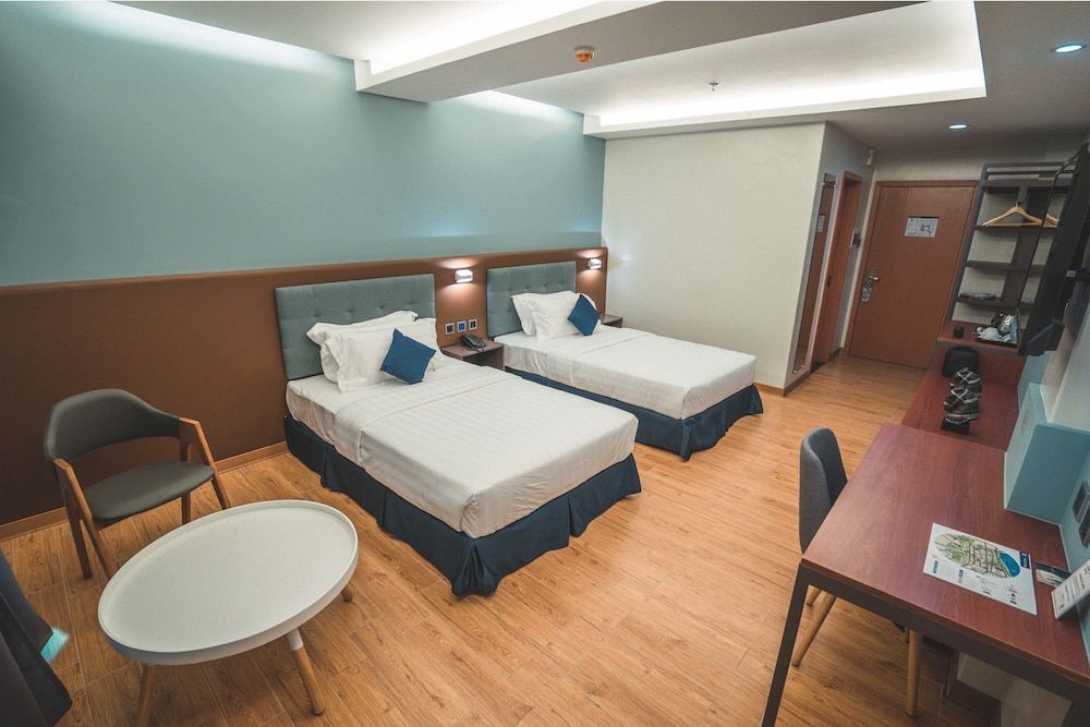 Henia Hotel Twin Room 4