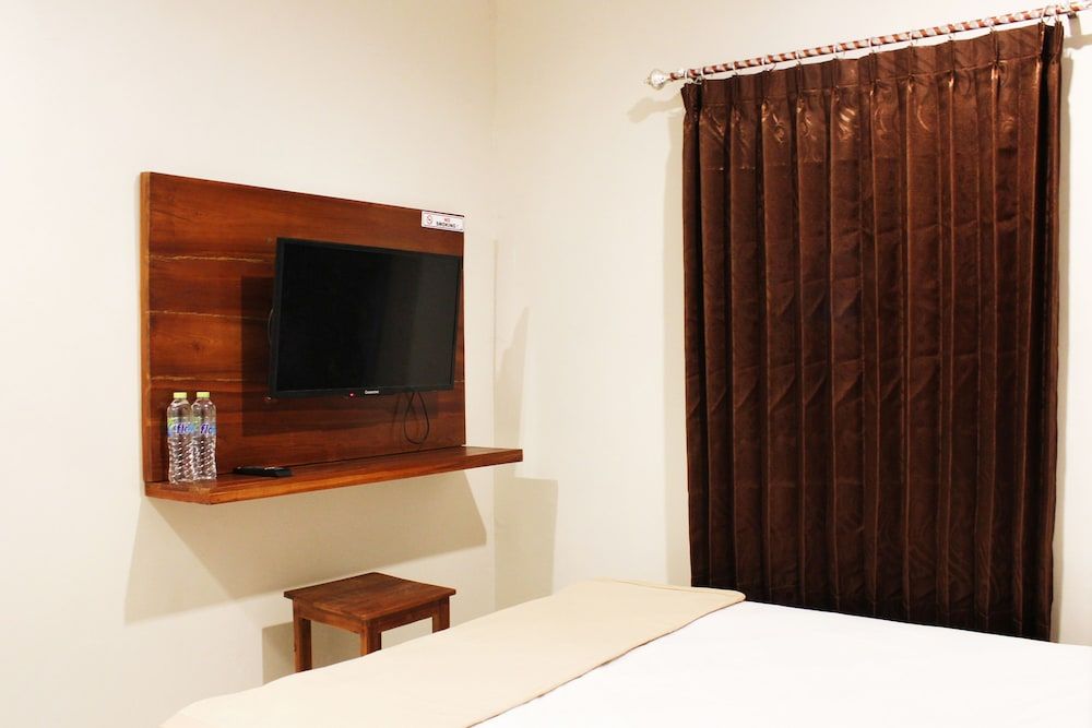 House of Dharmawan Standard Double Room, Shared Bathroom 10