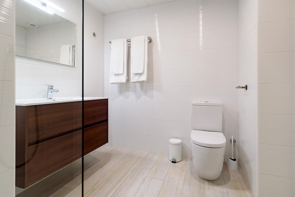 Castell Beach Studio 8