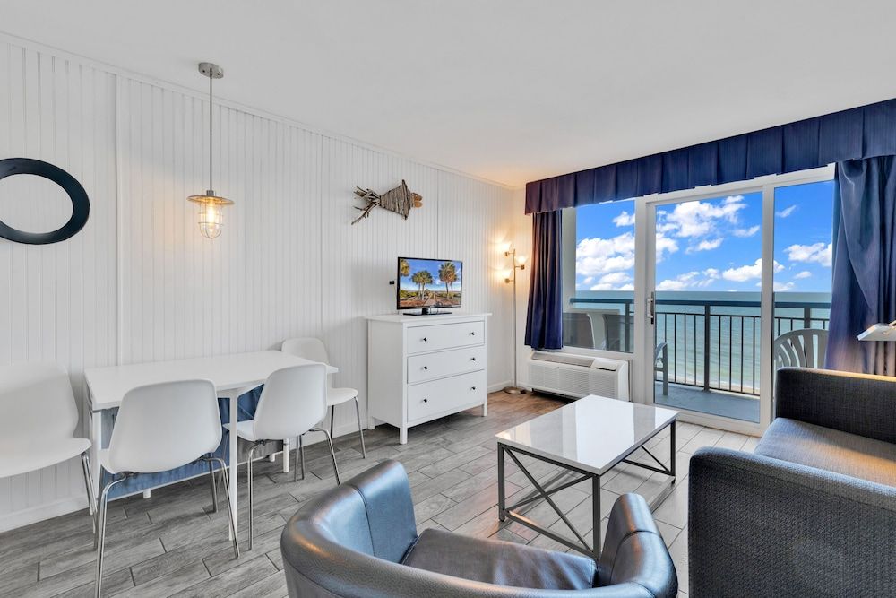 Oceanfront Boardwalk Condo w Private Balcony & Close to the Beach