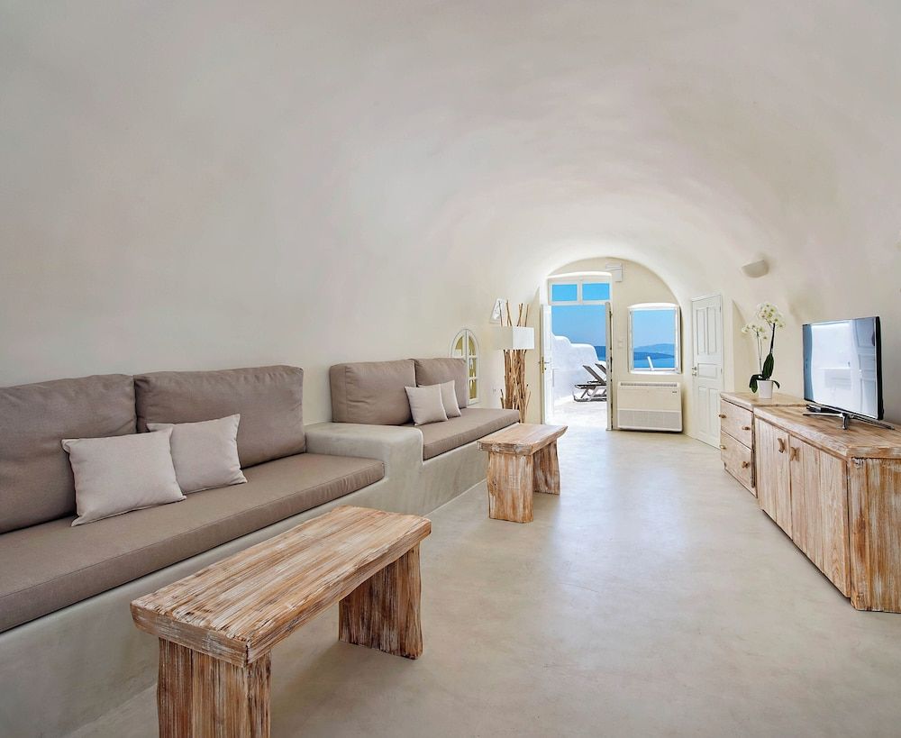 undefined The Ivory Suite in Santorini 7