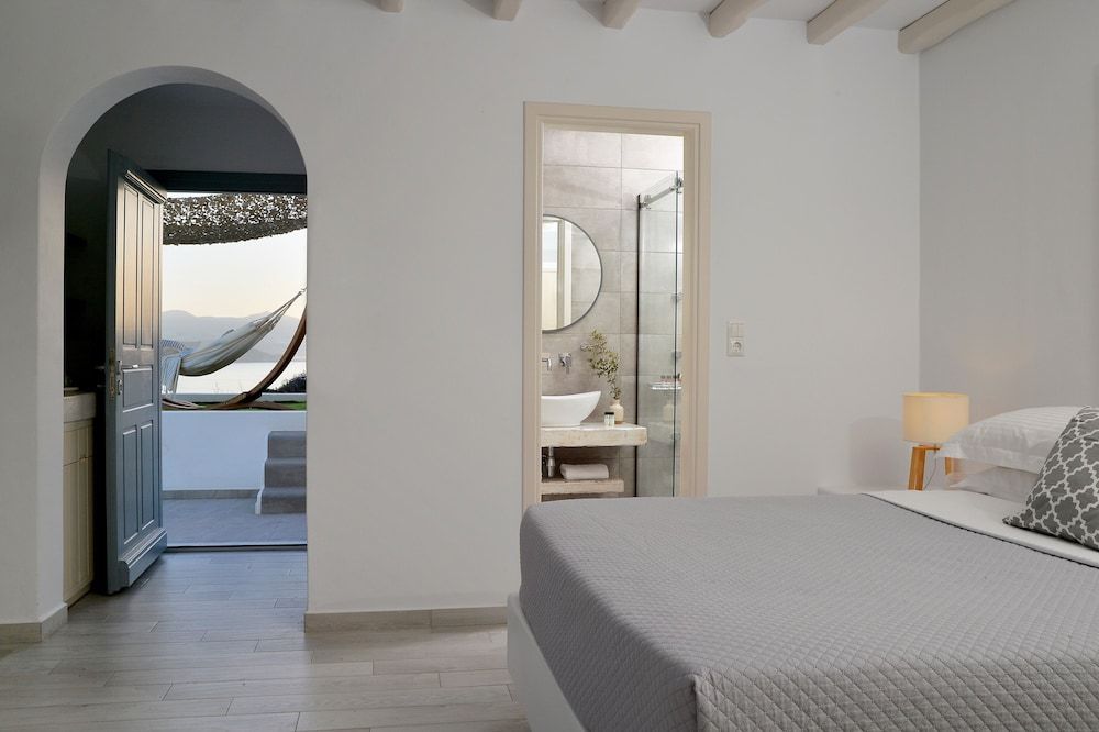 Grand Suite, Private Pool, Sea View (For 3)