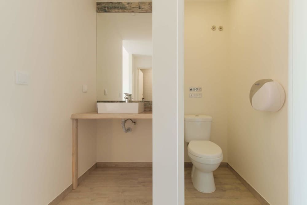 WOT Ericeira Surf Hostel Bed in a 12-mix dorm Ensuite w/ Ocean View 5