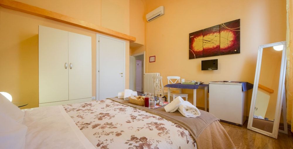 undefined Ridolfi Guest House 9