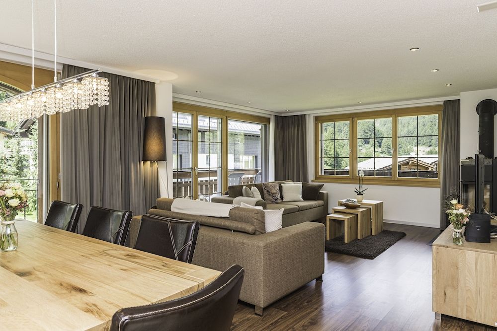 undefined Chalet Monte Cristo 2