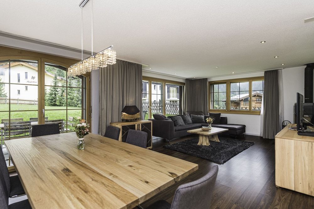 undefined Chalet Monte Cristo 3