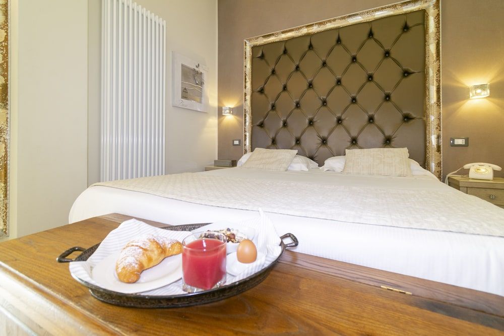 Deluxe Room, Balcony