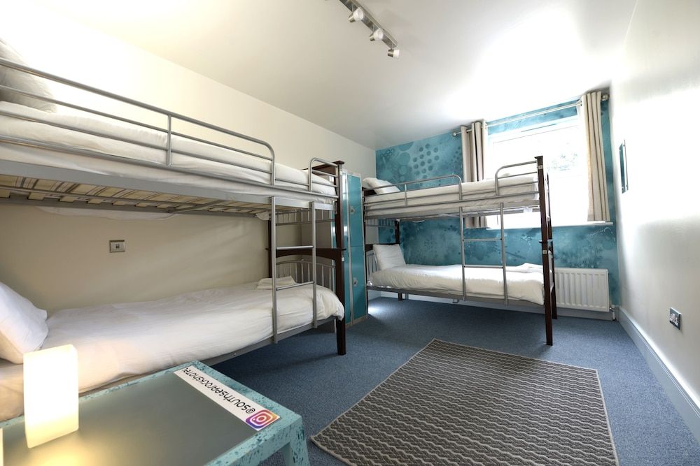 Twin Room, Shared Bathroom