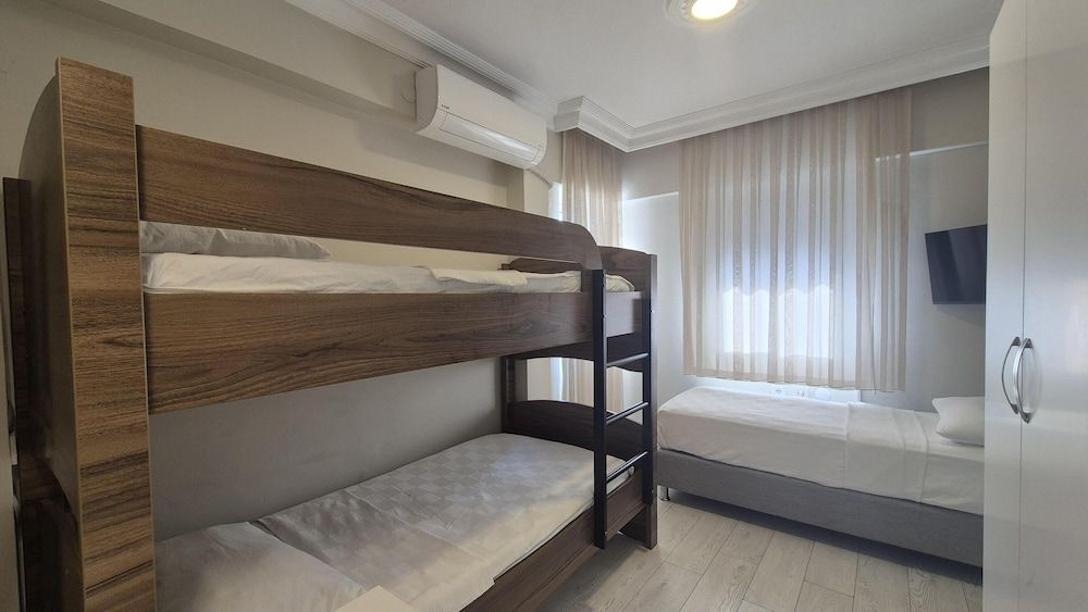 undefined Hikmethan Otel