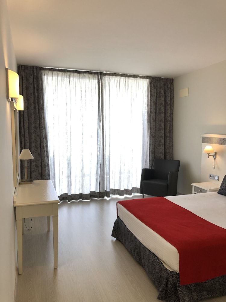 Club Hotel Marazul Deluxe Apartment, 1 Bedroom (Pool - 4pax) 3