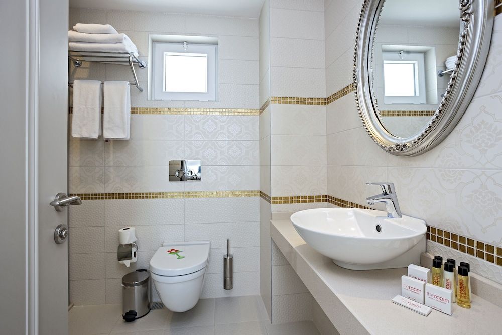 The Room Hotel & Apartments Standard Room (For Two People) 3