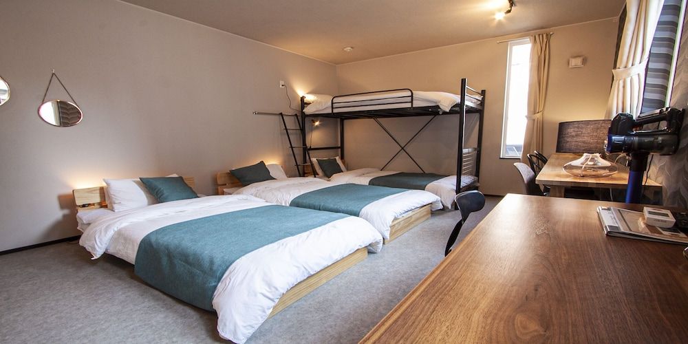 undefined UCHI Living stay TOYOHIRA 6