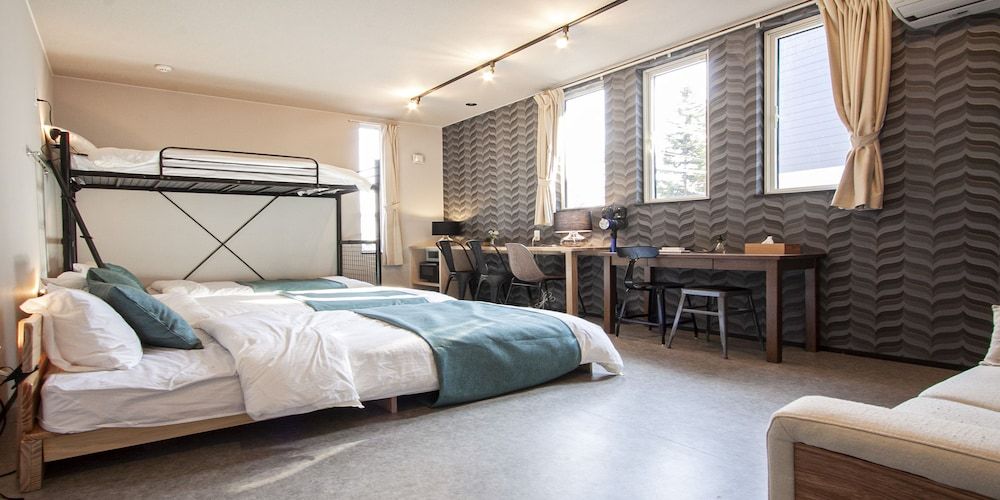 undefined UCHI Living stay TOYOHIRA 5