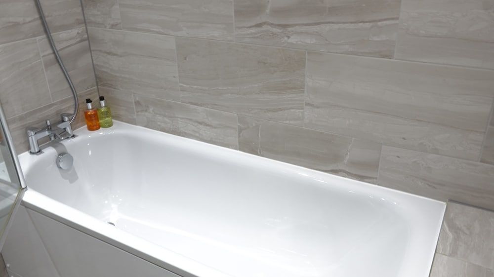 The Close Airport Deluxe Double Room (Room 2) 16