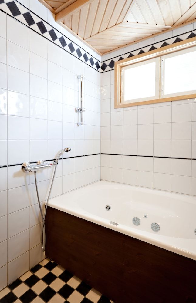 Hotelli Alma Suite, Jetted Tub 2