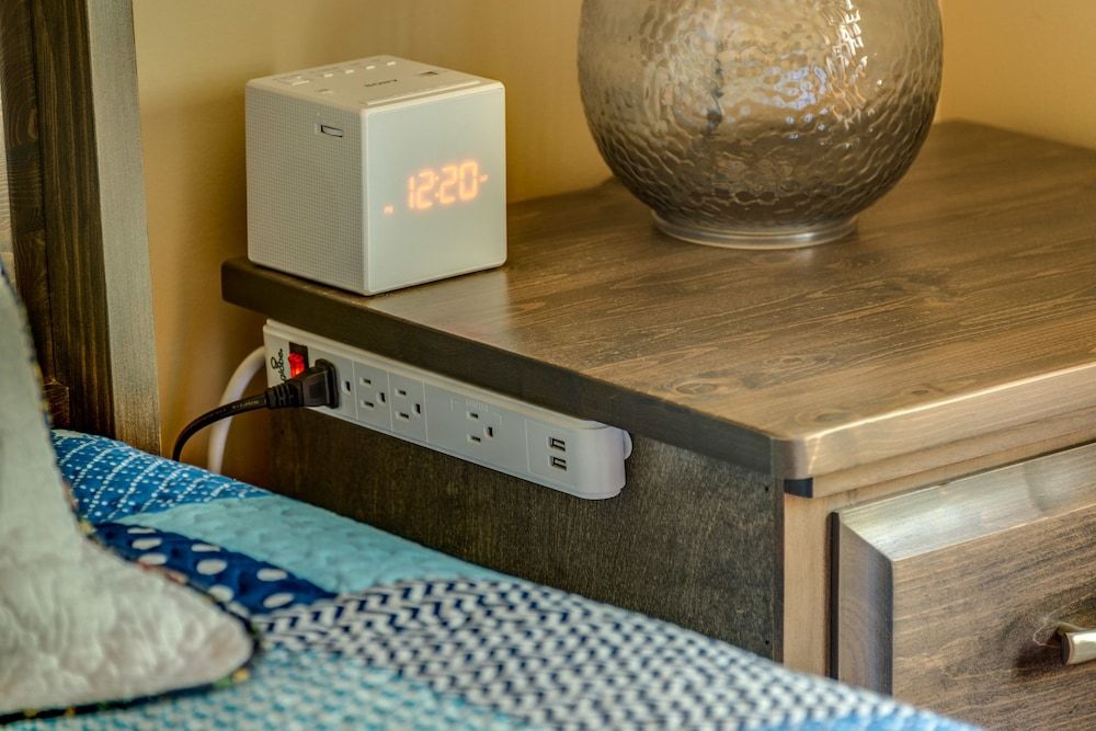 Adela's Bed and Breakfast Deluxe Double Room, 1 Queen Bed 3