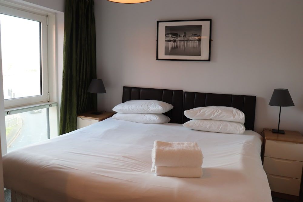 Quayside by Urban Space Two Bedroom Apartment 2