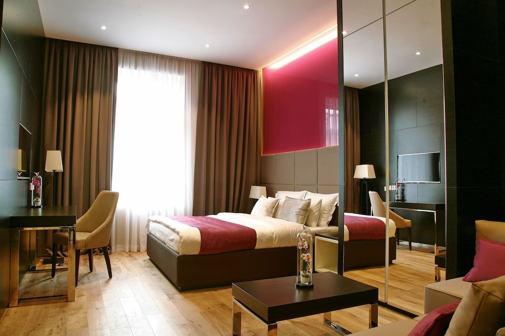 Deluxe Junior Suite