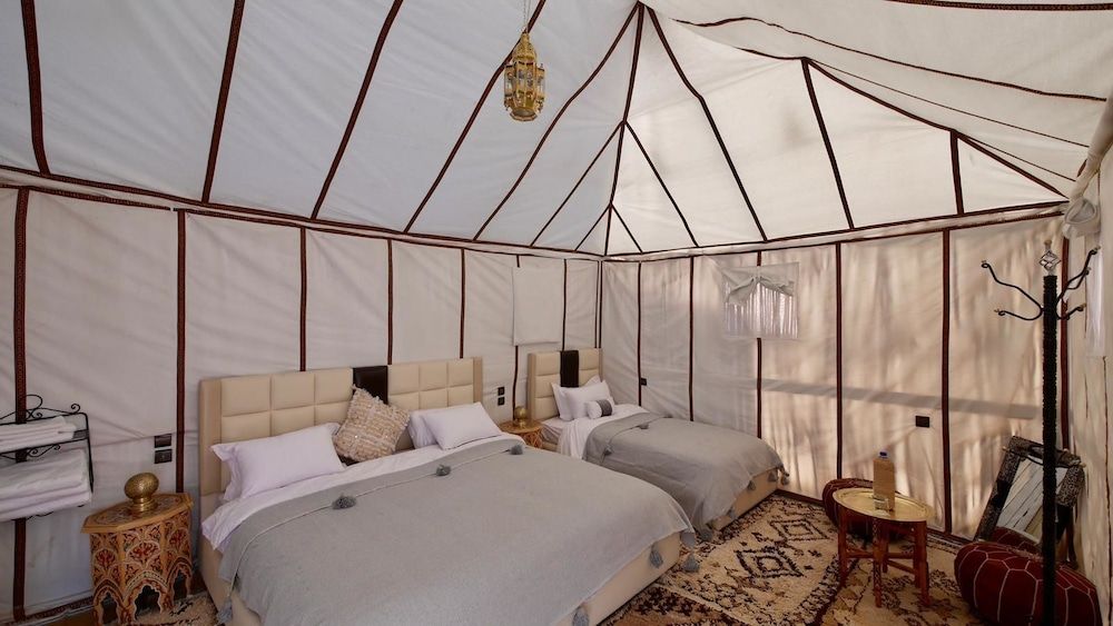 Sahara Magic Luxury Camp Comfort Triple Room 5