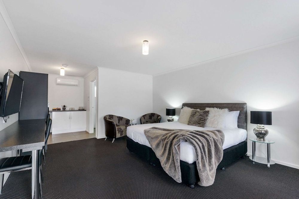 Deluxe Room, 1 King Bed