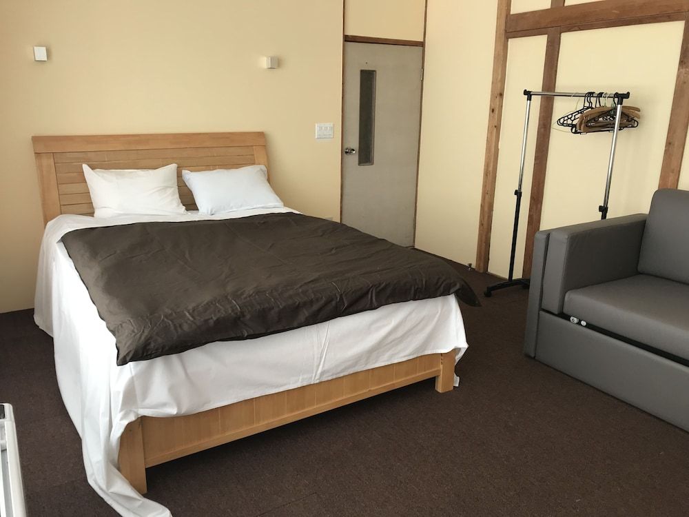Room #9
