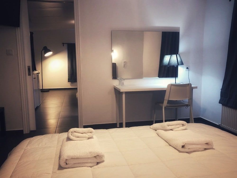 Leonidaion Guest House Junior Suite, Mountain View 3