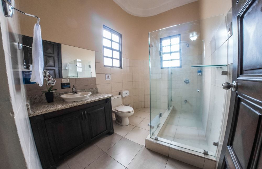 Hostel Casa Colon Superior Room, Multiple Beds (Private) 4