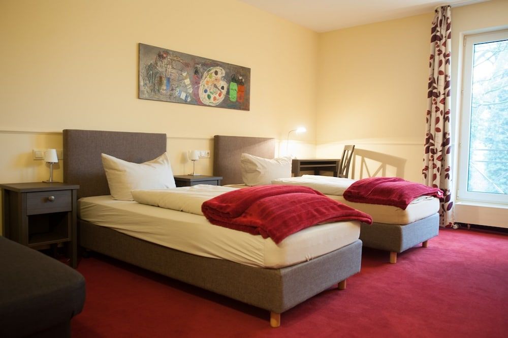 Classic Twin Room, 2 Twin Beds, Garden View