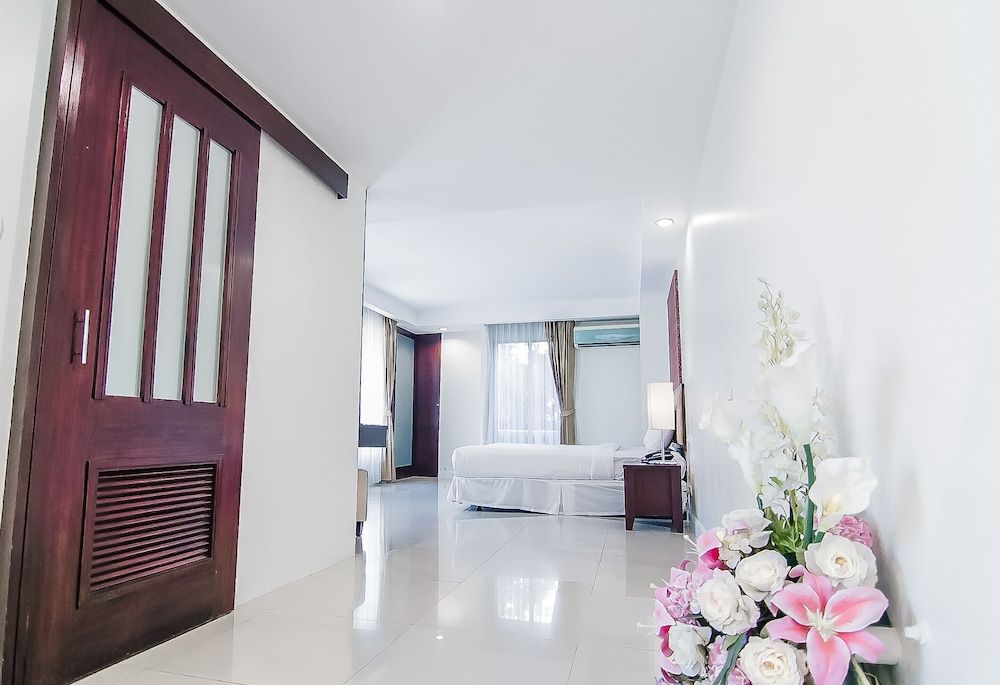 Romance Hotel Bangna Studio 15