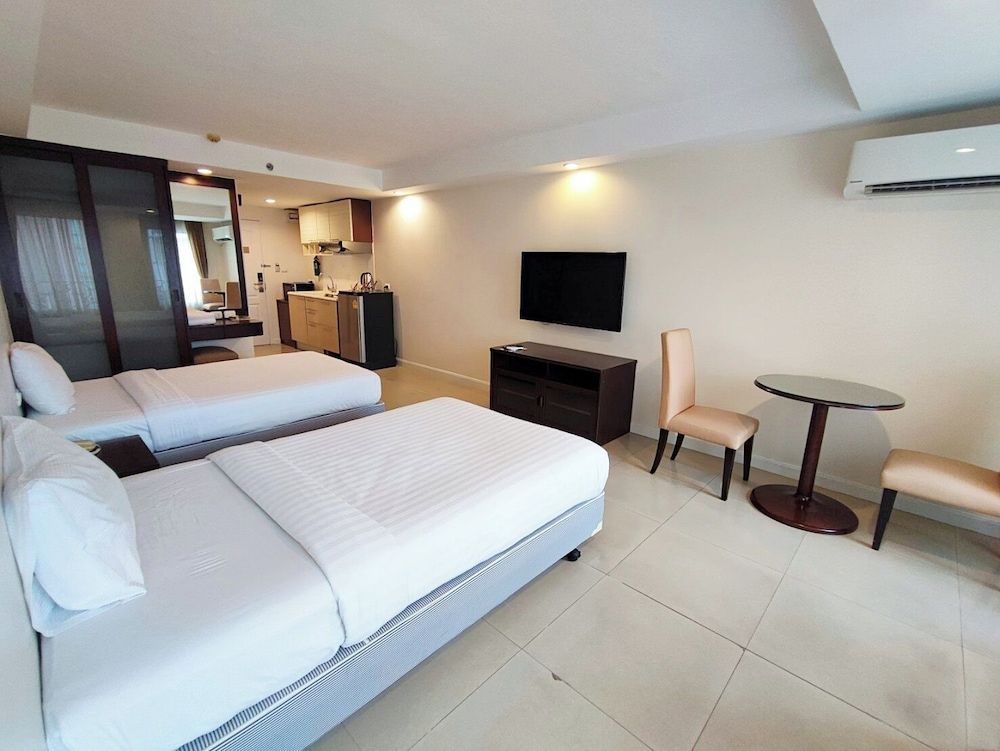 undefined Romance Hotel Bangna 8