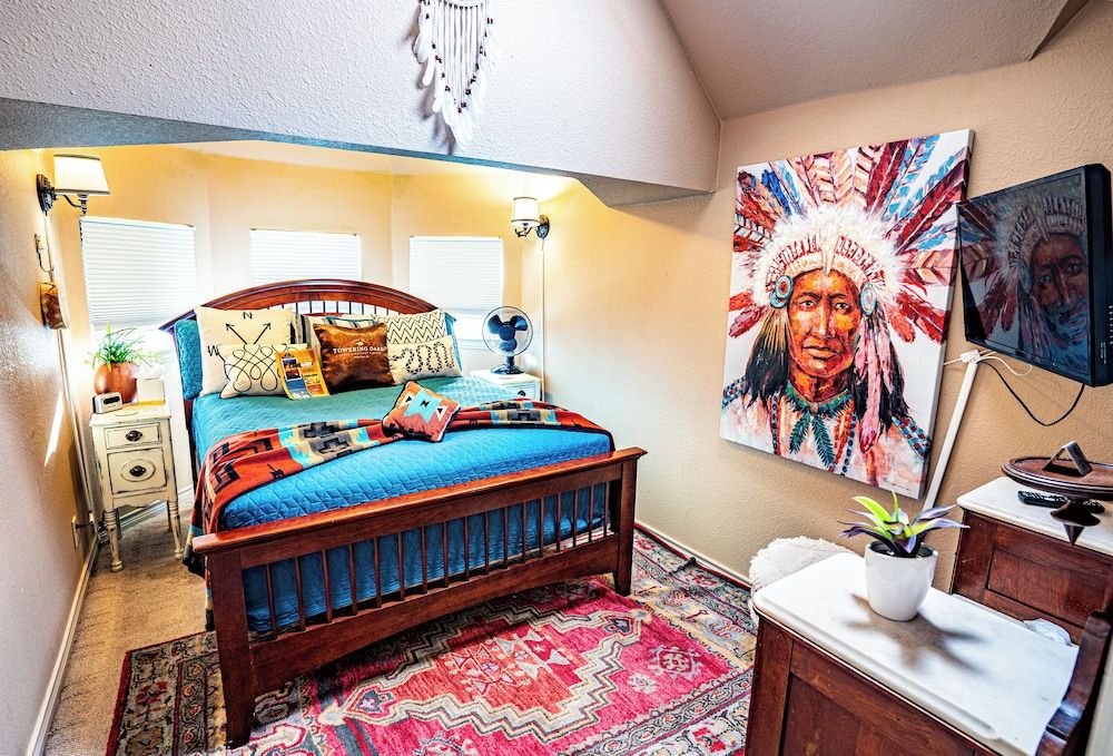 Towering Oaks Event & Retreat Center Grand House 18