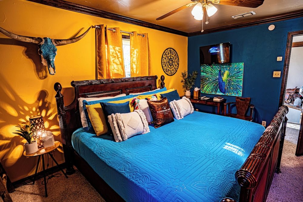 Towering Oaks Event & Retreat Center Classic Double Room 3