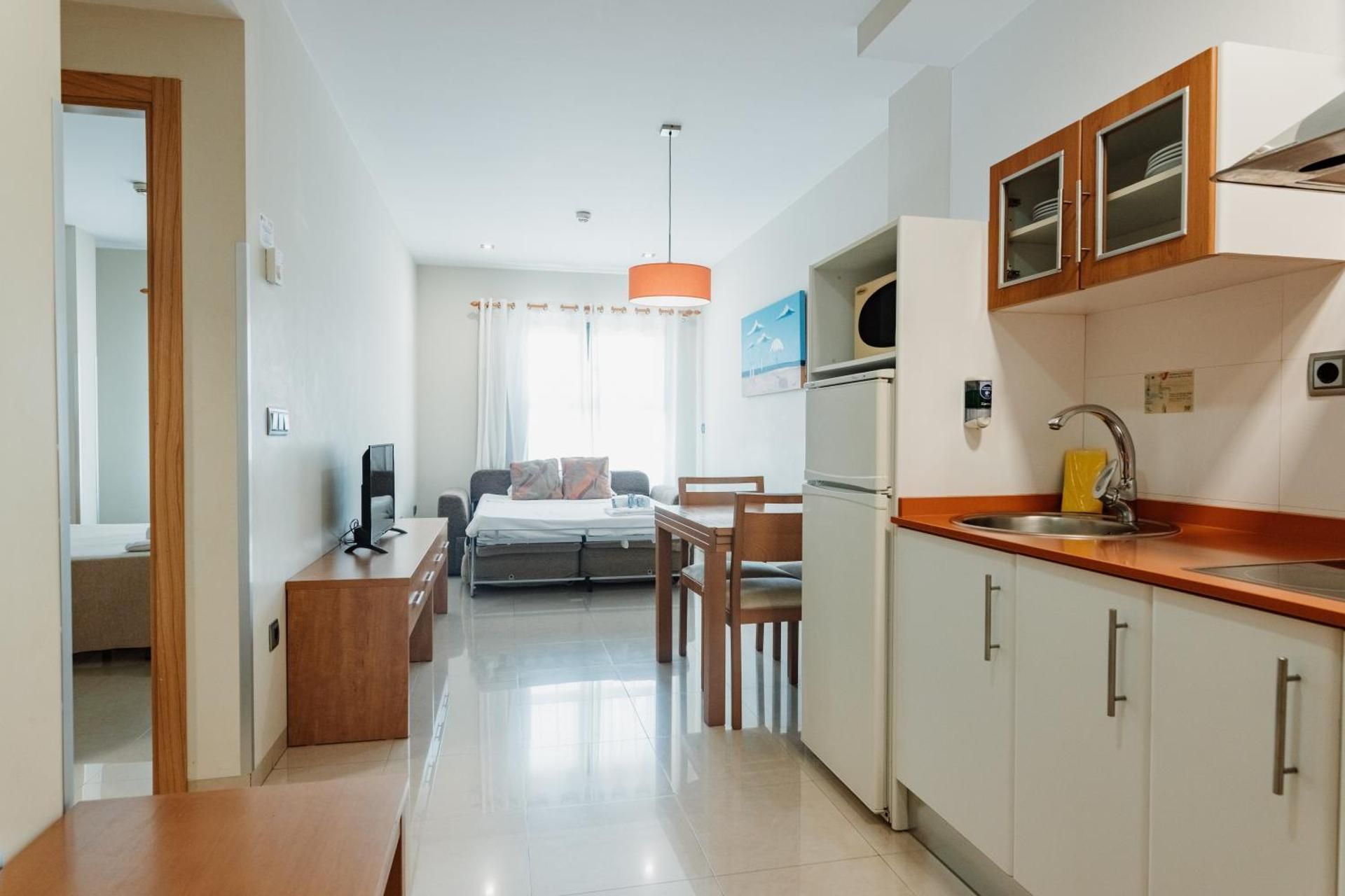 One-Bedroom Apartment (4 Adults)