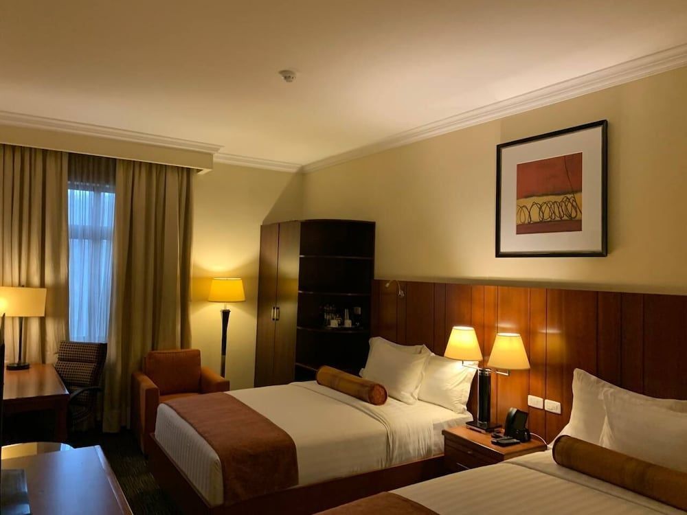 The HUB Hotel Deluxe Twin Room, 2 Double Beds 11