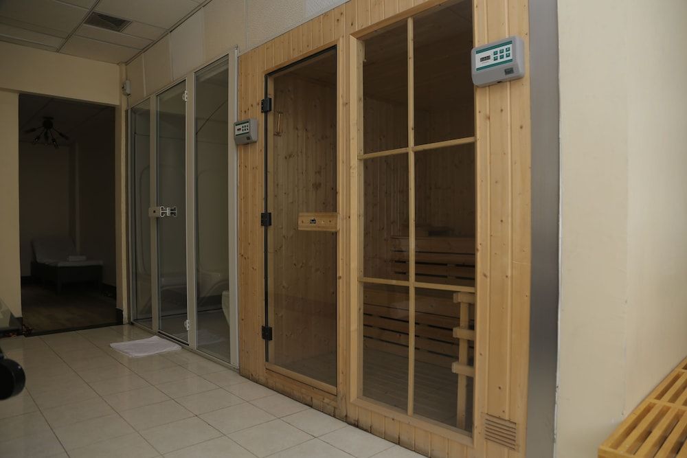 undefined The HUB Hotel 5