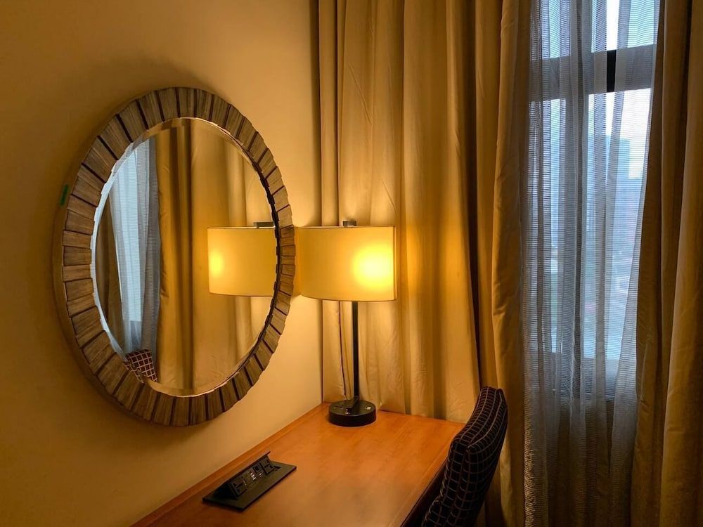 The HUB Hotel Deluxe Twin Room, 2 Double Beds 20