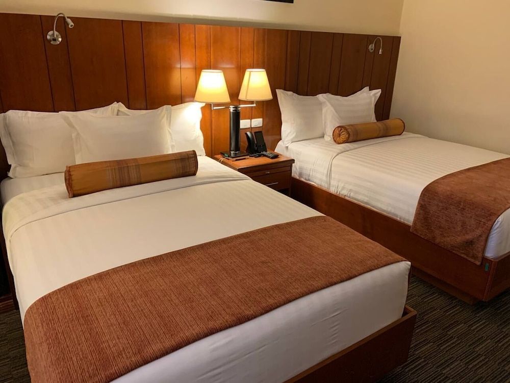 The HUB Hotel Deluxe Twin Room, 2 Double Beds 6