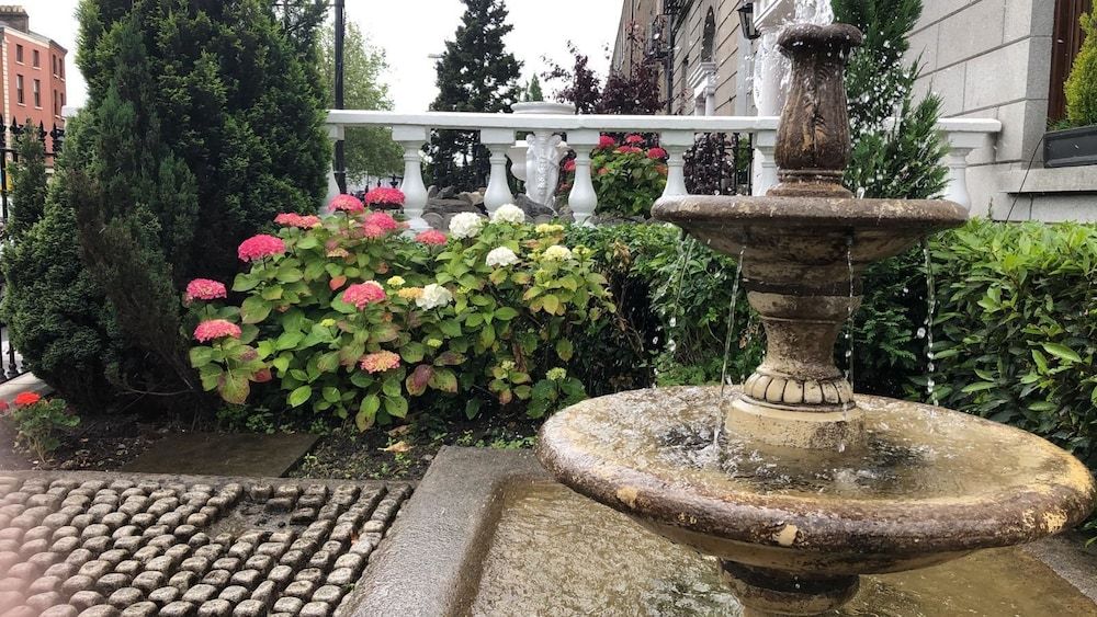 undefined Leeson Bridge Guesthouse 2