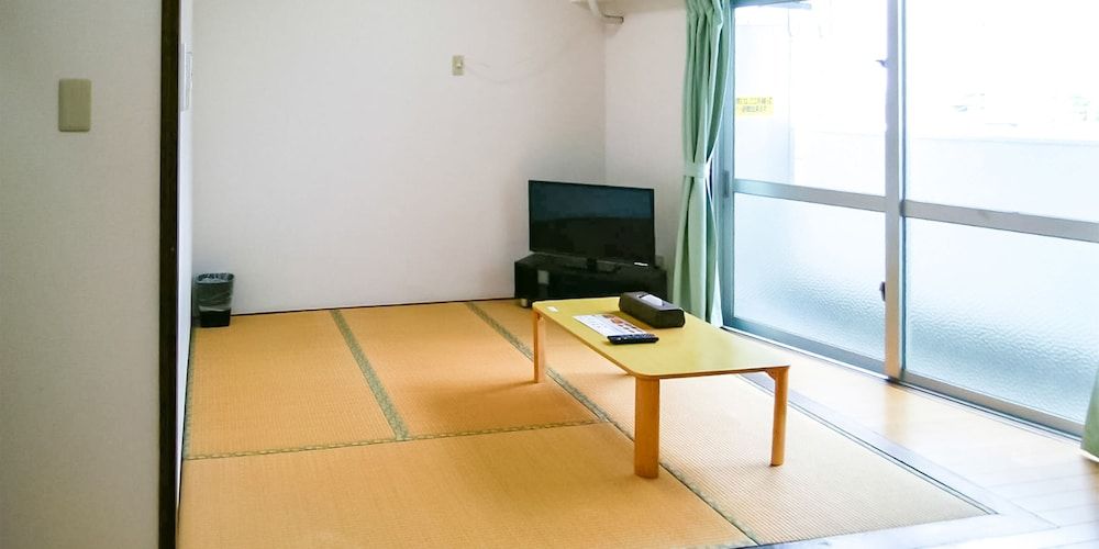 Japanese Style Room (smoking only on balcony) last check-in until 22:00