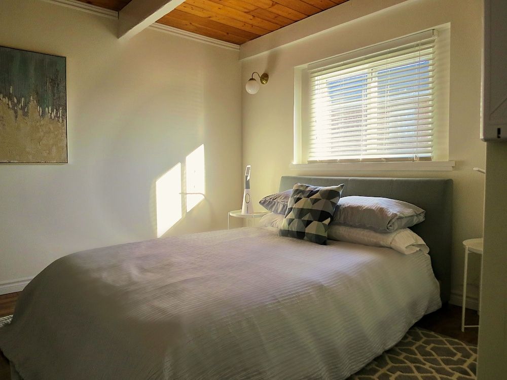 The Fourth Lock Bed & Breakfast Lake William