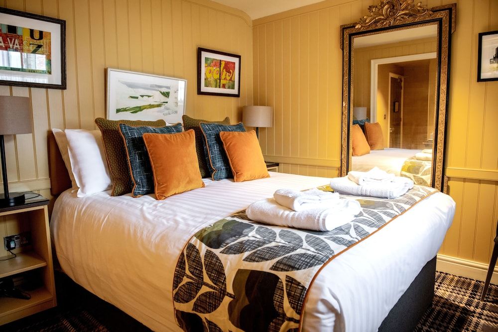 Classic Double Room
