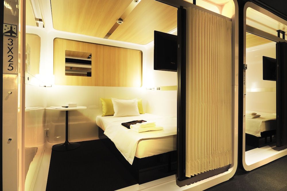 First Class Cabin (Male) Non Smoking