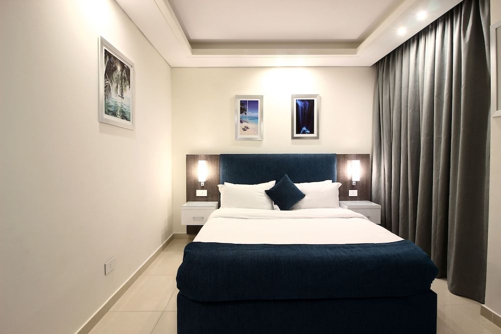 undefined Palm Ville Suites 3