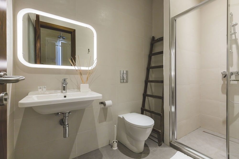 Two Pillows Boutique Hostel Bed in 4 Bed Dorm Ensuite with View_Superior 6