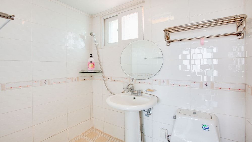 Vellise Pension Cosmos 5