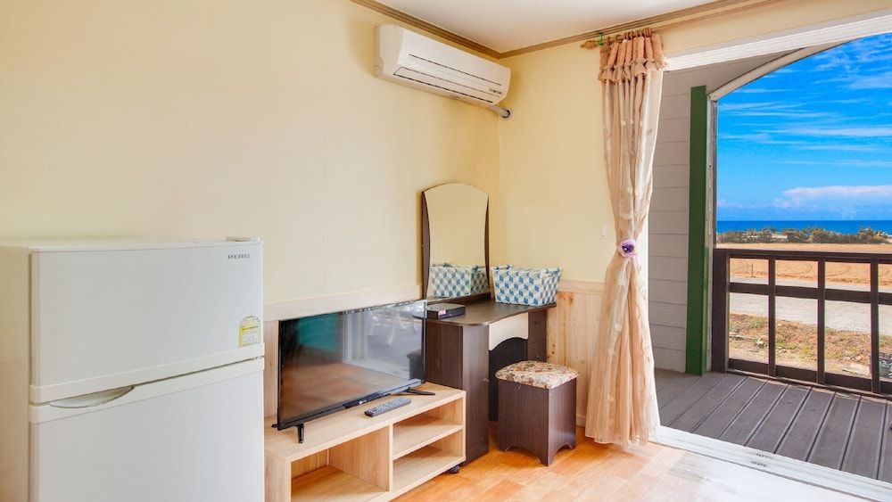 Vellise Pension Cosmos 7