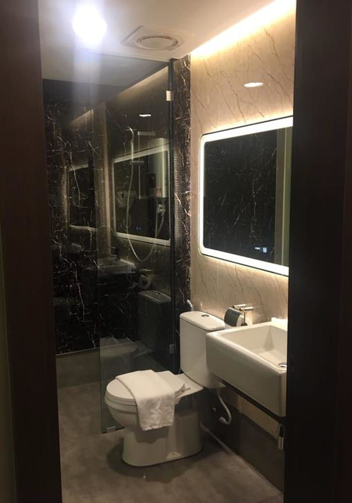 Prestigo Hotel Twin Room 3